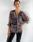 Oversized blouse van Hale Bob met knoopsluiting en 3/4 mouwen in een licht transparante chiffon.
