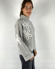 Hemisphere - 242C515FS-17 - Pull-Blume gehäkelt - grau