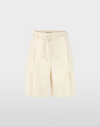 AC 83.04 W70 Marc Cain witte short Warangal in linnenmix met wijde pijpen en riem.