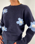 Anneclaire D1805 trui bloemen met ronde hals – Marine