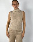 Mouwloze pull van D'exterior met rolkraag in pluizige alpacamix.