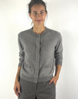 FFC korte cardigan in Light Grey met ronde hals, ribbrei en opgestikte zakjes