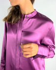 Vince - V985212902 | 691 - Bluse Seide Hidden Path - Beere