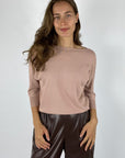 Shirt van Natan met 3/4 mouwen in viscose crêpe kwaliteit.