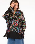 IVI - 1071 - Cottage garde - Shirtbloes V print zwart