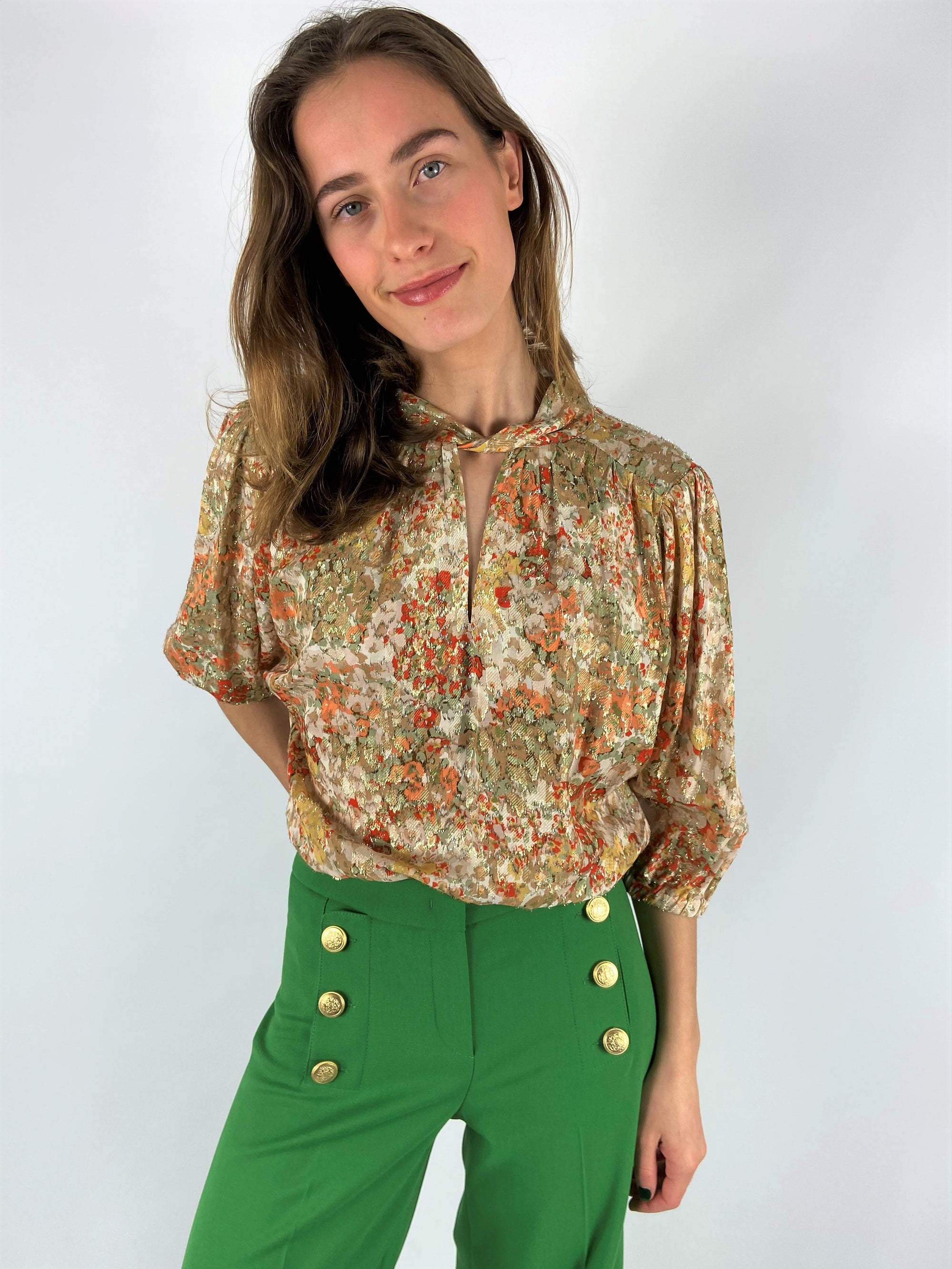 Just Eve - Emilie Mint - Bloes sleutelkraag lurex bloem - oranje mint