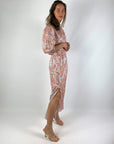Just Eve - Celilia dust blue - Langes Kleid mit floralem Lurex-Print - rosa blau