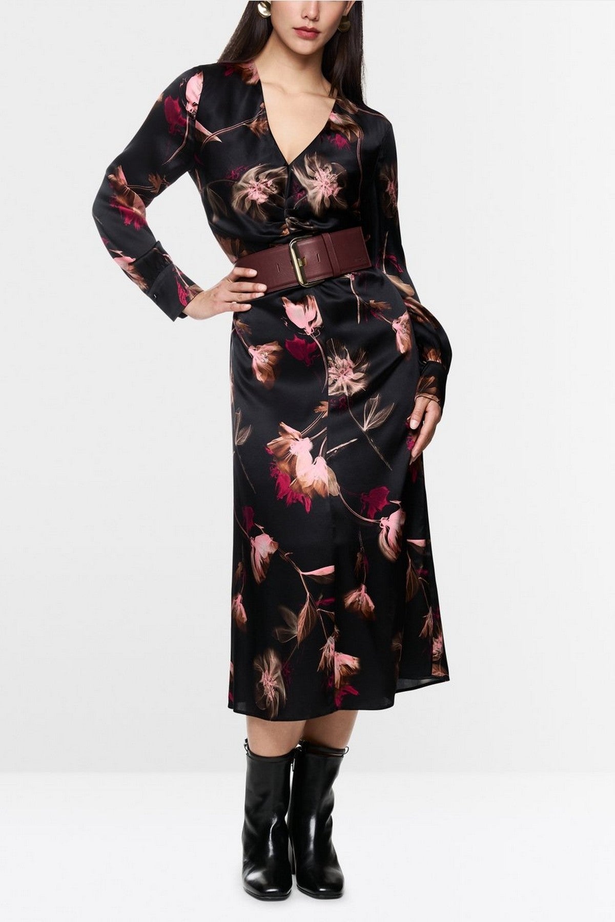 Marc Cain - ZC 21.10 W28 | 900 - Jurk zijde bloemenprint - zwart roze