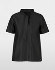 T-shirtblouse van Marccain met strikdetail, glanzende zijden voorkant en zachte jersey achterkant, rechte pasvorm