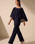 Oscar The Collection - Shane Top - Cape-Bluse mit U-Boot-Ausschnitt - Marineblau