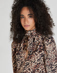 Patrizia Pepe – 8C0455 A8V2 B677 – Bluse mit Schleife, Leoparden-Voile