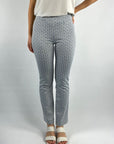 Damesbroek van Seductive met elegant jacquard-motief in blauw-wit
