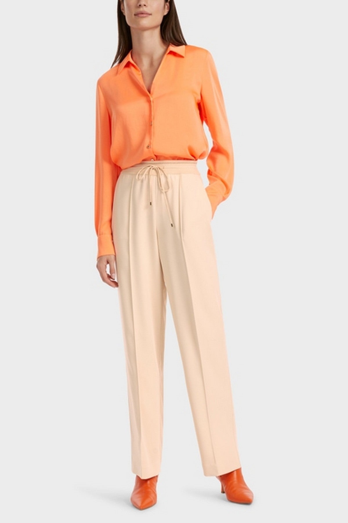 Marc Cain - VC 81.14 W56 | 132 - Broek recht - dark cream