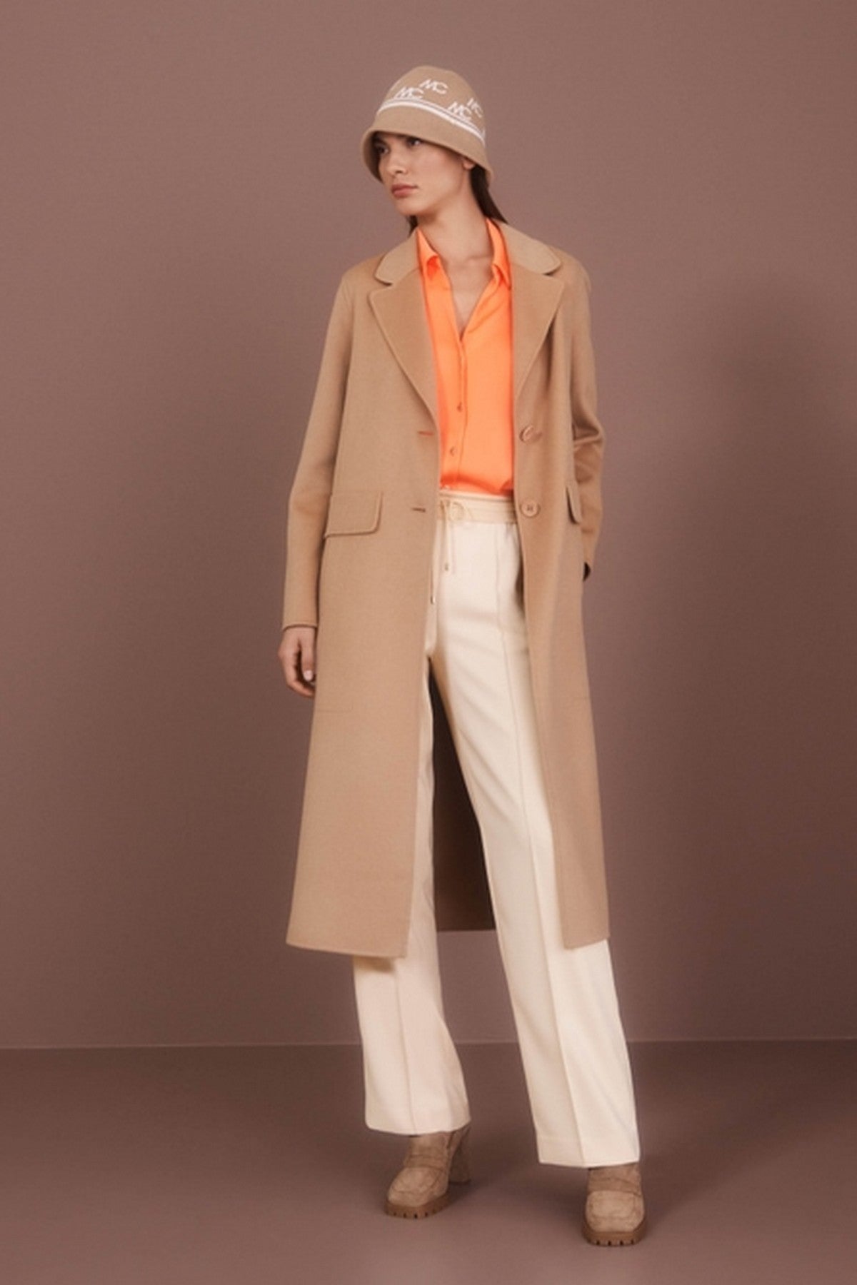 Marc Cain - VC 81.14 W56 | 132 - Broek recht - dark cream