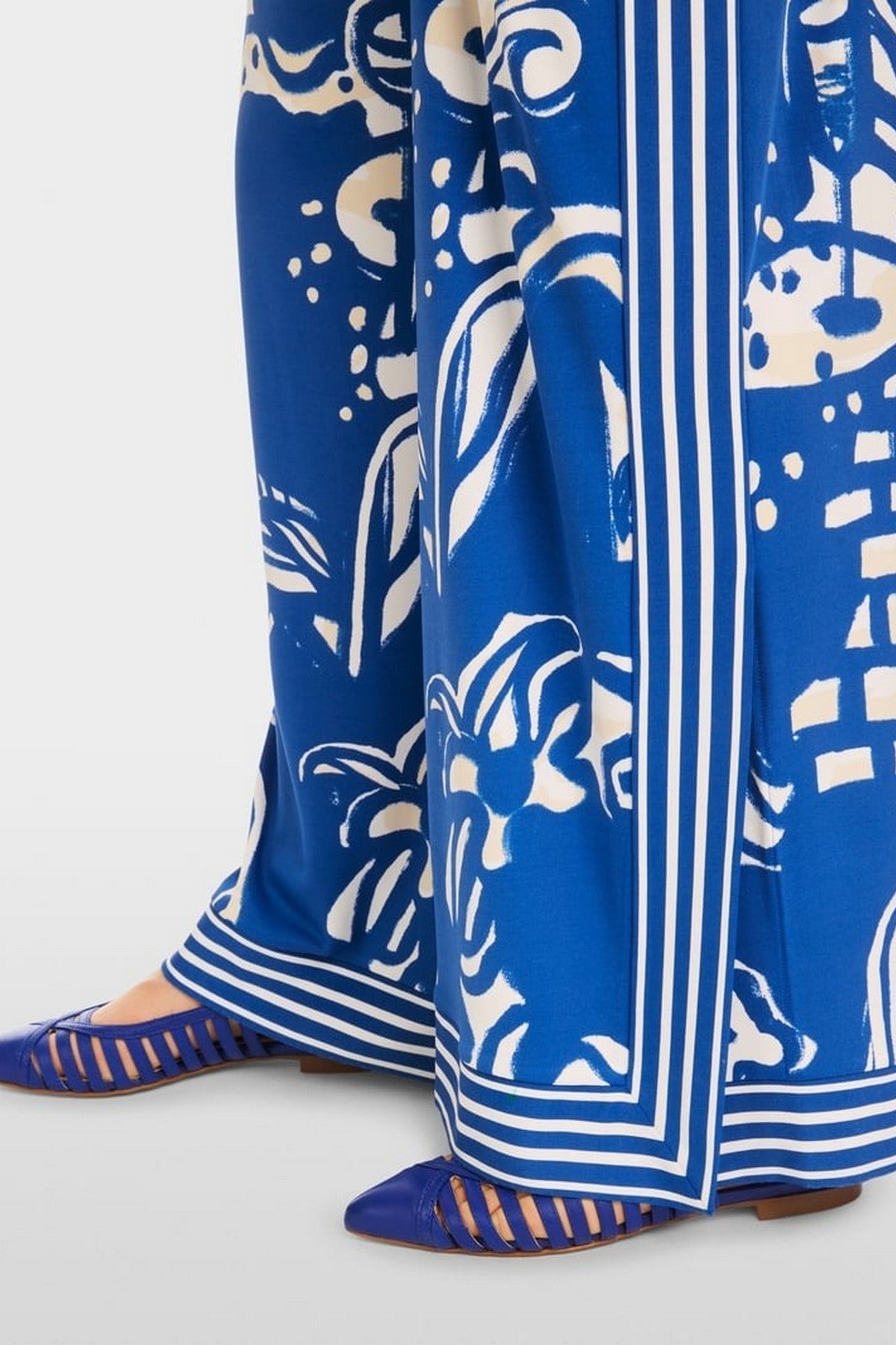 Marc Cain - YC 81.54 J32 | 366 - Broek print stropje - gentian blue