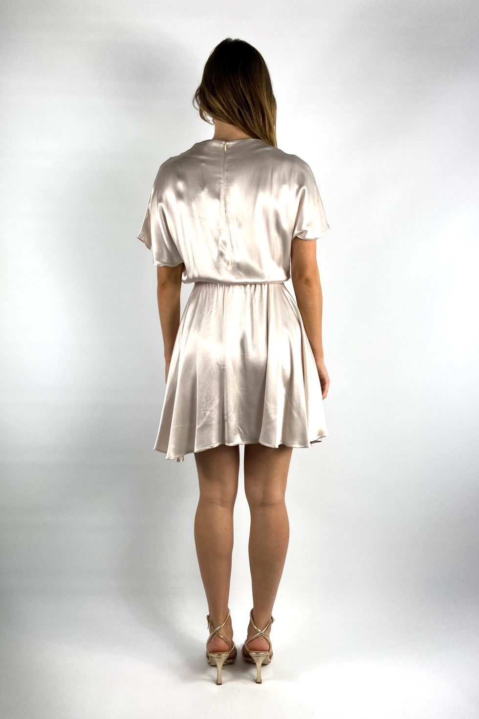 Zelaya - Cece Dress EM17 - Kleed kort satin drapage - sand