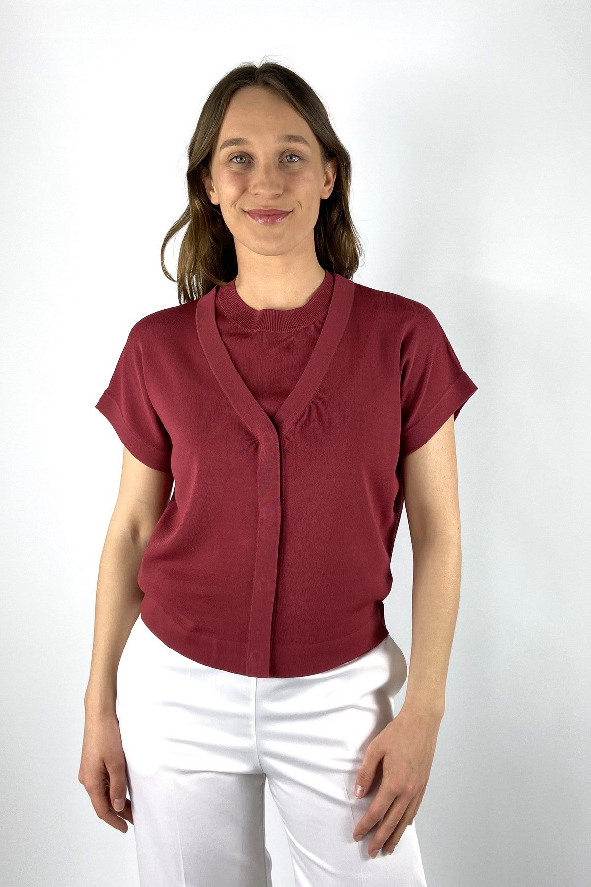 15071 1565 FFC kort vest granaat rood korte mouwen viscose kwaliteit met V-hals