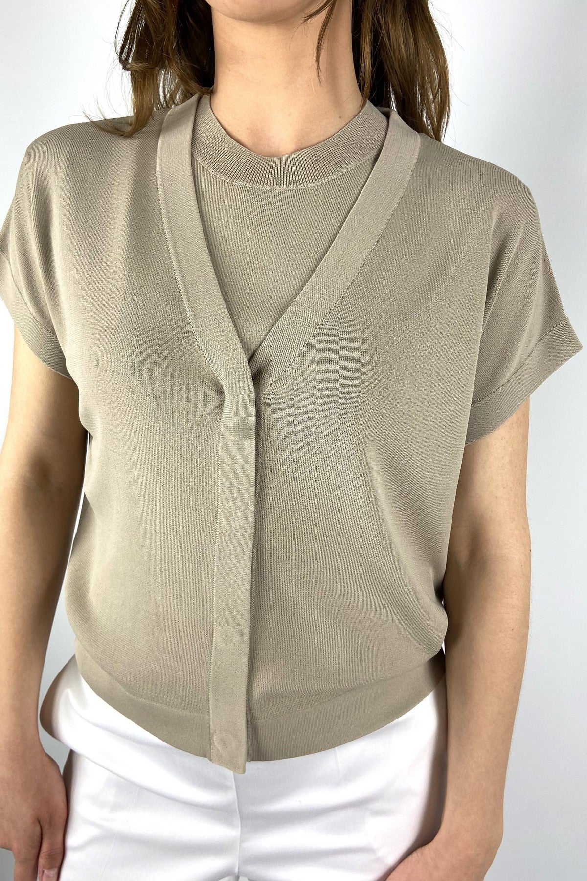 15071 1590 FFC dames cardigan klei met verdoken knoopsluiting vooraanzicht