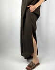 15415 1544 FFC maxidress 100% linnen bruin met lange zijsplit