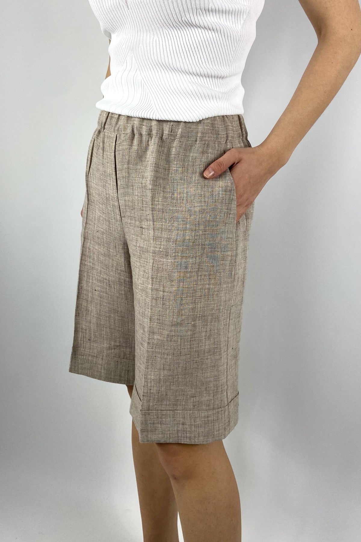 62776 8 D.Exterior linnen bermuda kleur klei met smalle pijp en omslag