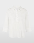 AC 55.05 J53 col 100 Marc Cain katoenen blouse met 3/4-mouwen en transparant detail.