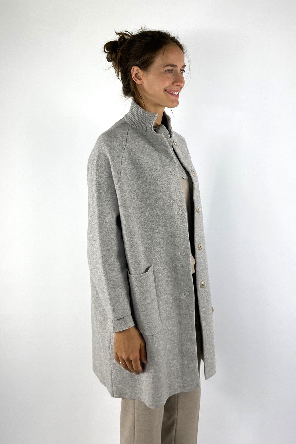 Anneclaire D1826 Mantel mit aufgesetzten Taschen – Mittelgrau