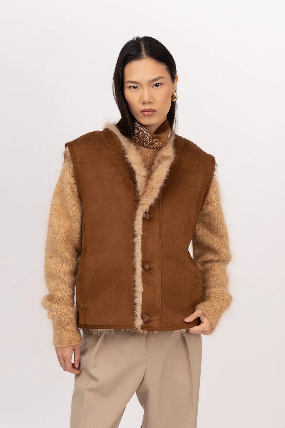 Urbancode reversible bodywarmer faux fur – Tan Multi
