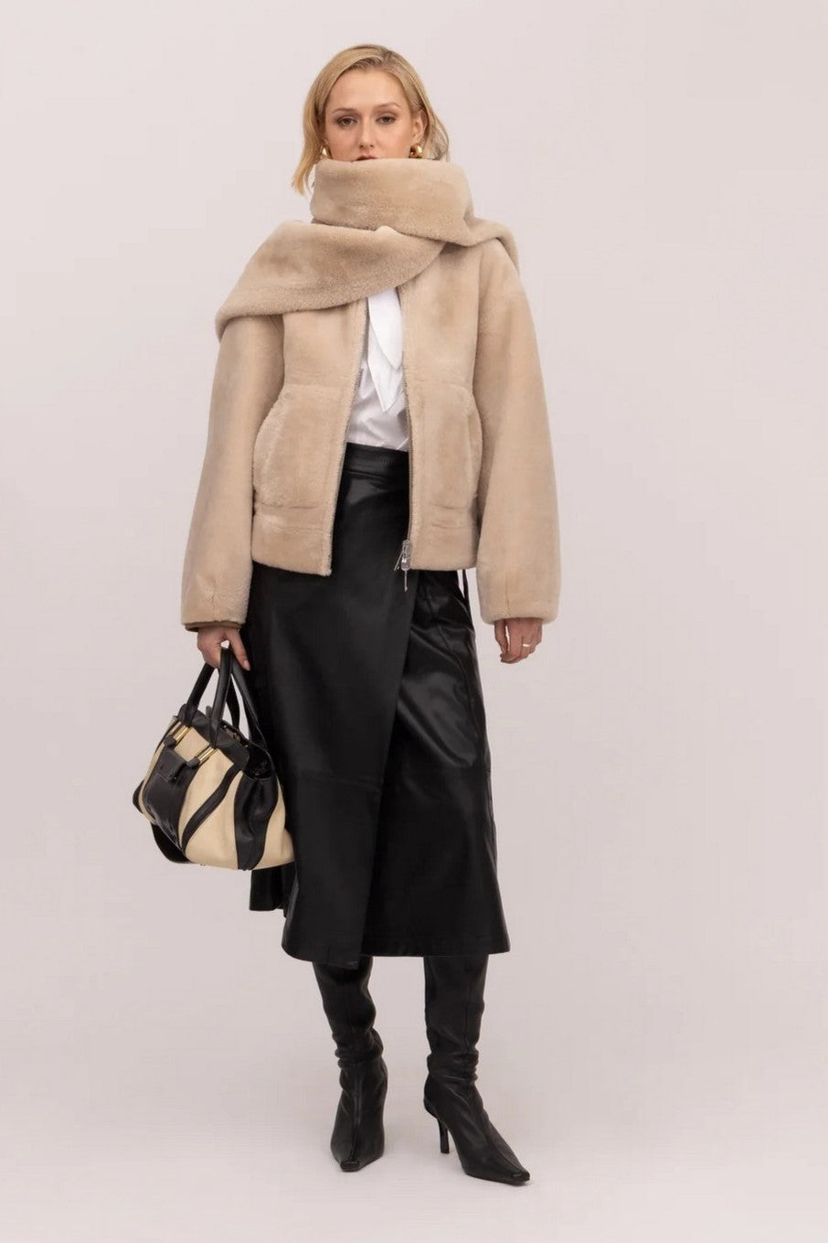 Urbancode korte reversible jas – Chalck Sand