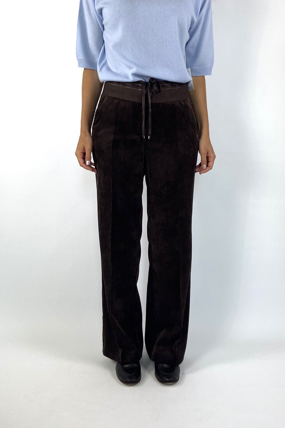 Broek van Cambio, model Ava double jogger in bruin ribfluweel en elastische tailleband