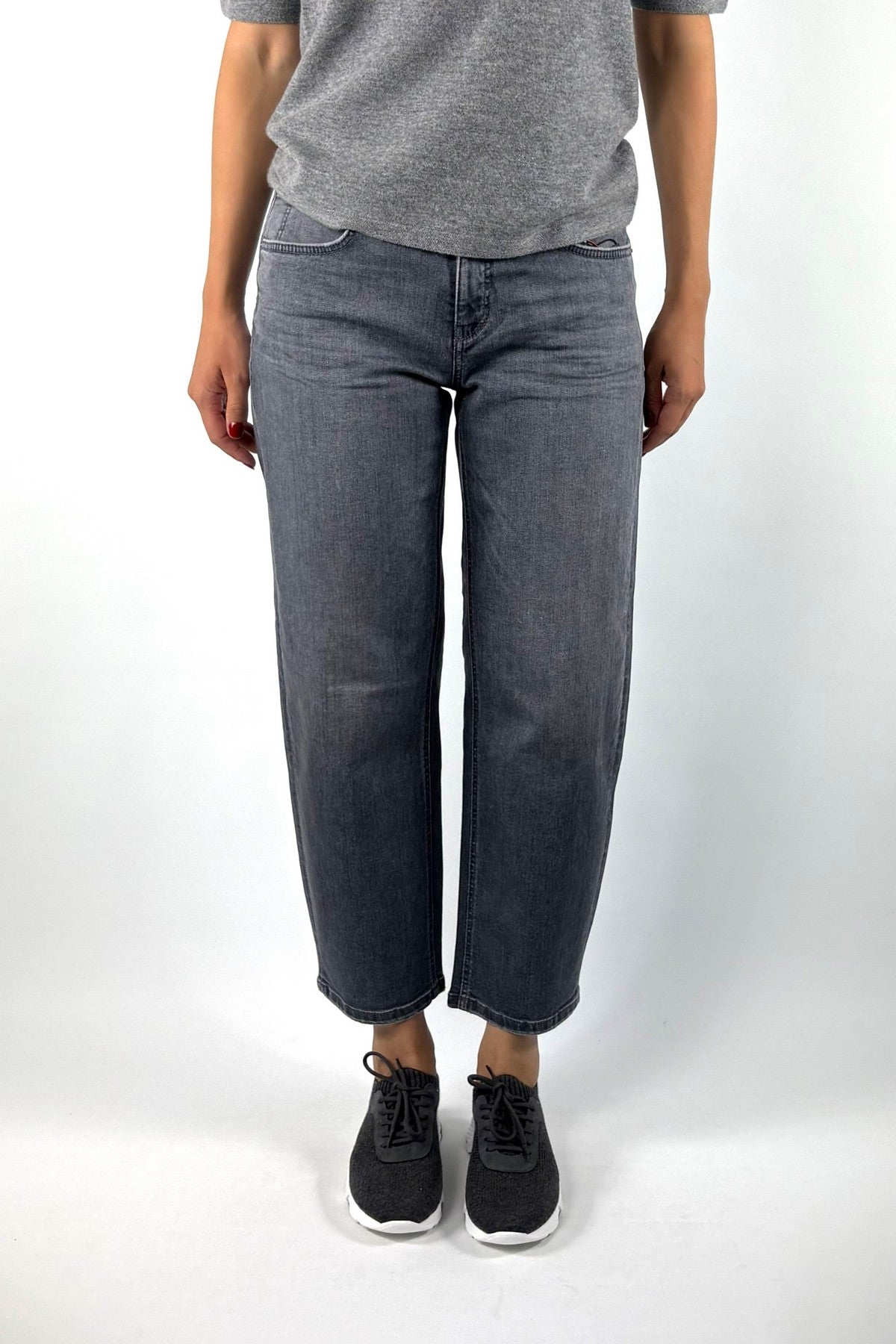 Cambio Elli 9221 barrel jeans in Grey Cozy Used met cropped lengte en lichtgrijze wassing