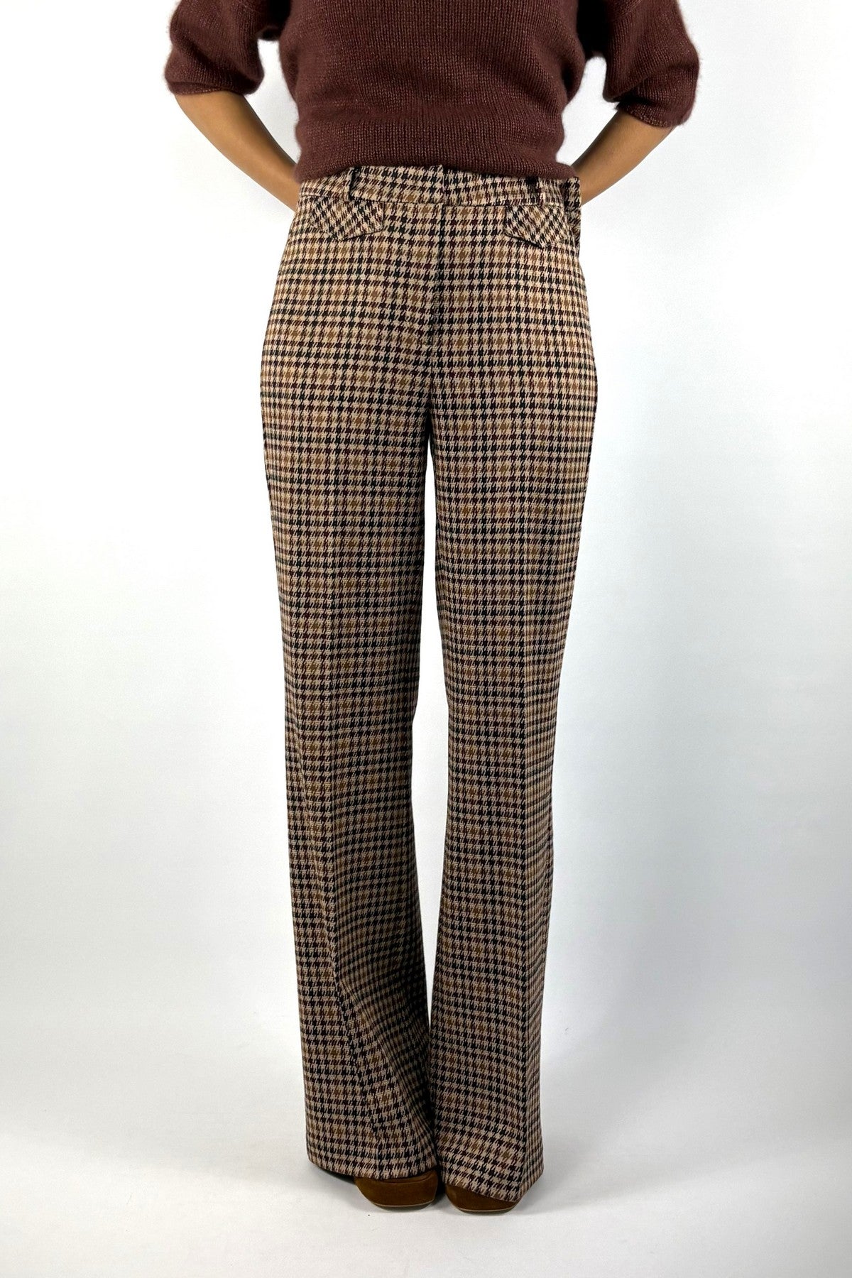 Cambio Famous 64023 flared pied-de-poule broek in Cinnamon Burgundy met hoge taille en wijde pijpen