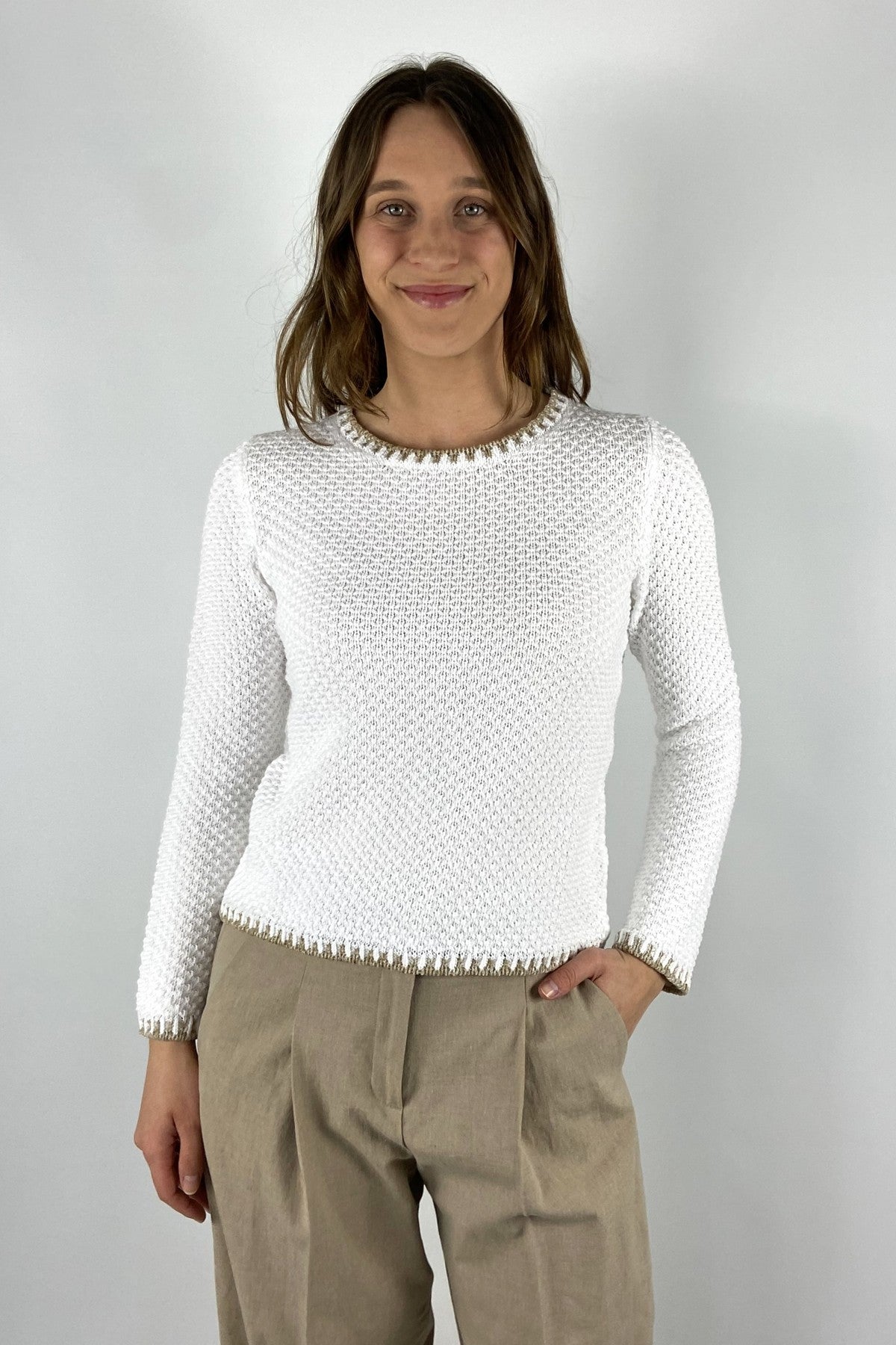 D1584 201 Anneclaire trui schelpbrei ecru met beige bicolor biezen vooraanzicht