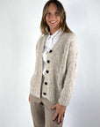 D.Exterior 63194 beige cardigan van alpaca met jacquard breimotief en zwarte knopen