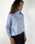 FFC - 14021 | 1432 - Pull rolkraag - lichtblauw