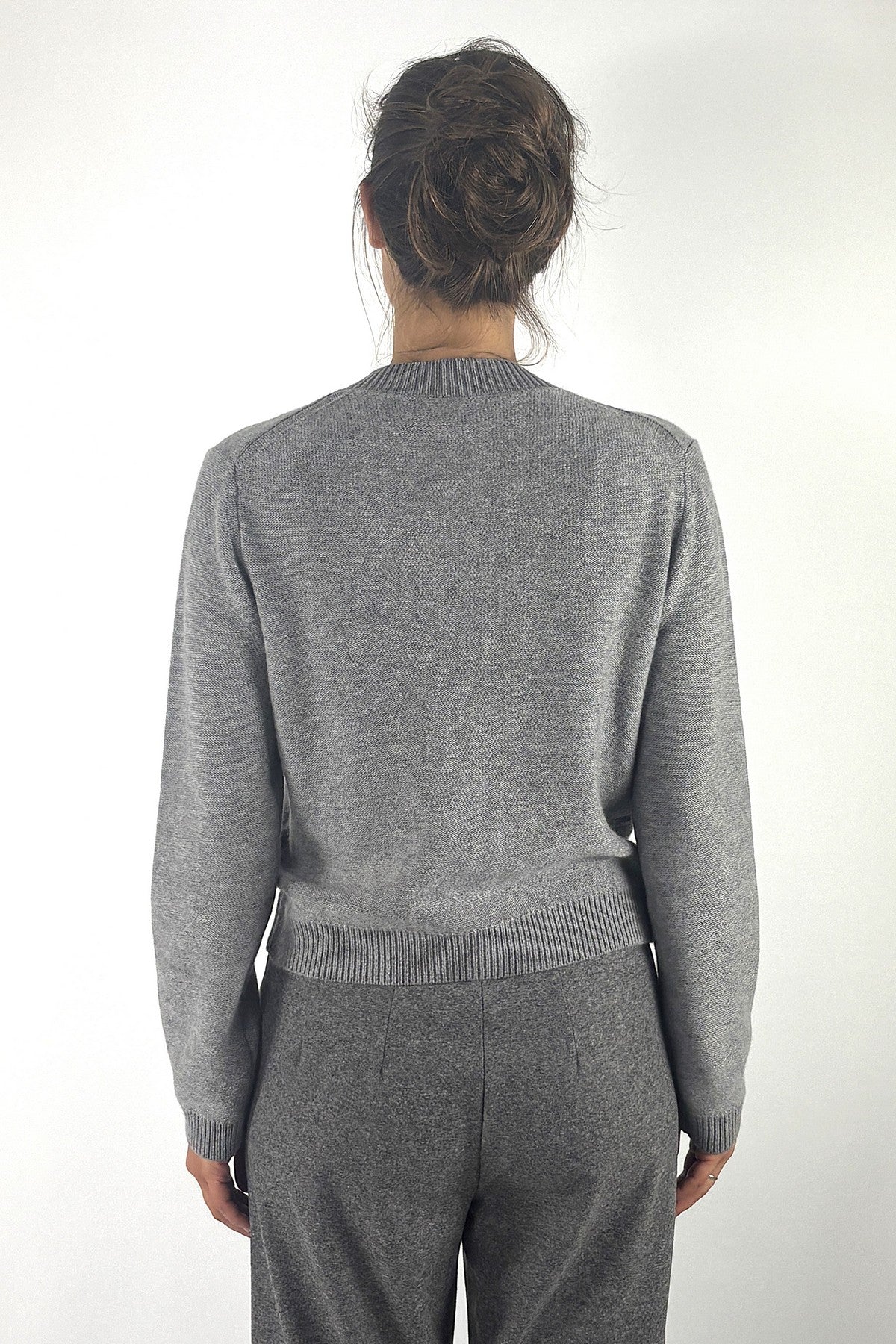 FFC - 16021 | 1619 - Cardigan kort 2 zakjes - LIGHT GREY