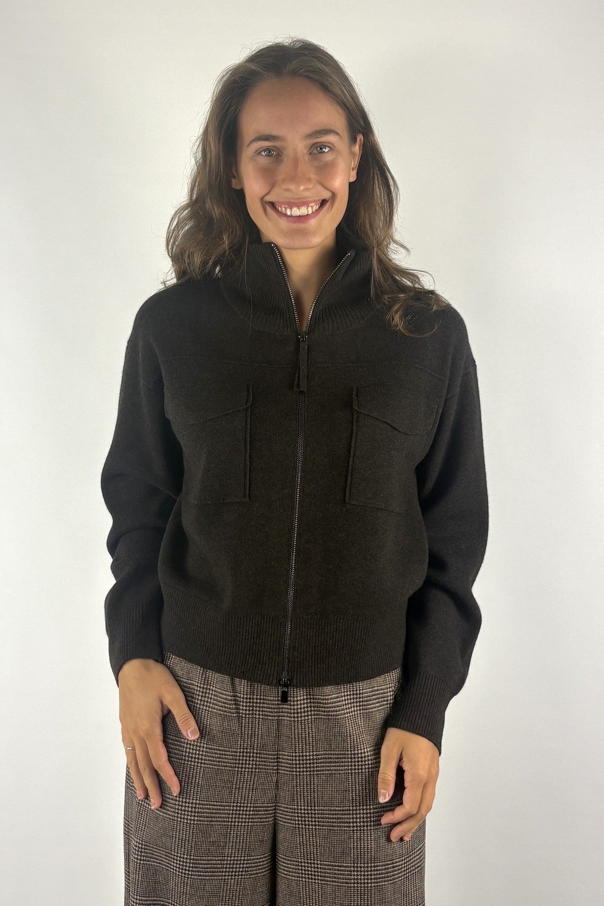 FFC kort gebreid vest met rits en opstaande kraag in Brown Melange