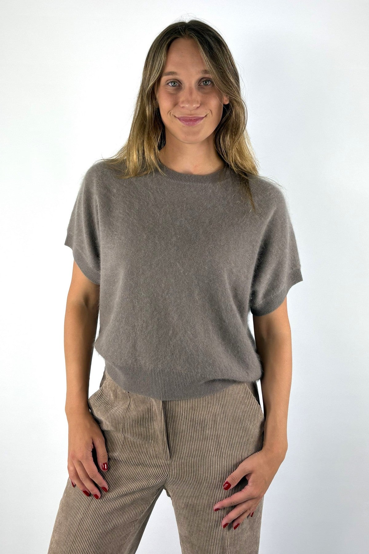 FFC Fashion 16043 pull in Taupe van wol en kasjmier met ronde hals en brushed cashmere-afwerking
