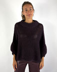 FFC Fashion 16082 capepull in Aubergine met grove brei, wijde opstaande kraag en uitlopende mouwen