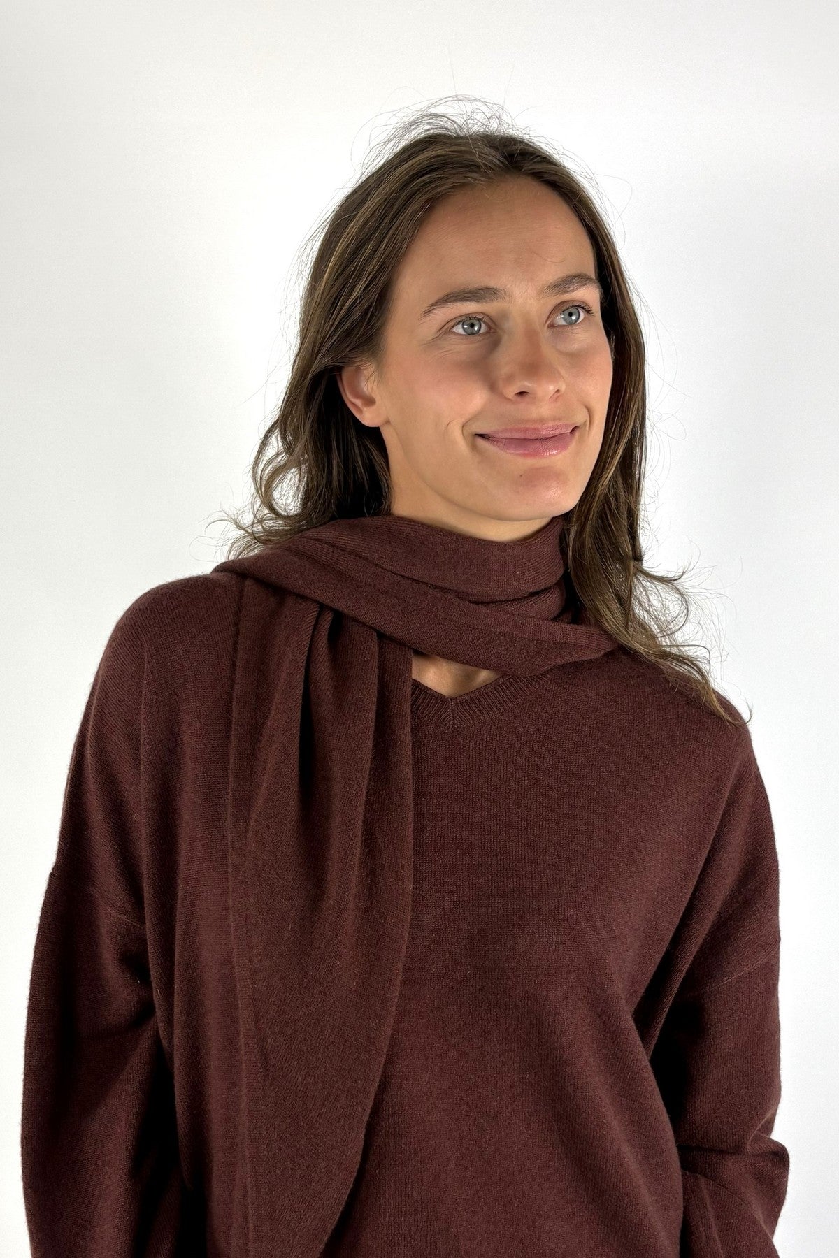 FFC Fashion 16015 triangle sjaal in Light Grey van wol en kasjmier