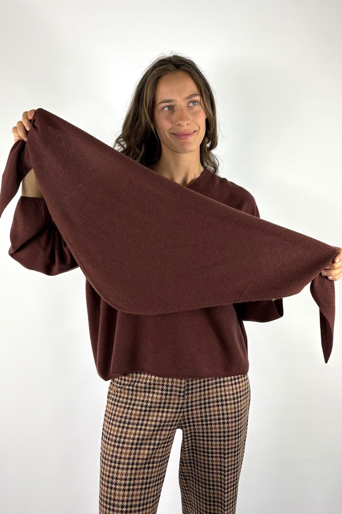 FFC Fashion 16015 triangle sjaal in Marone van wol en kasjmier