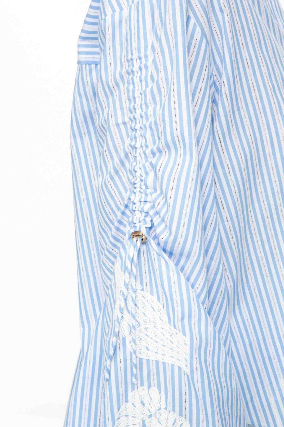 124110300 IVI Collection Fossil Shell cotton blouse detail volumineuze mouwen.