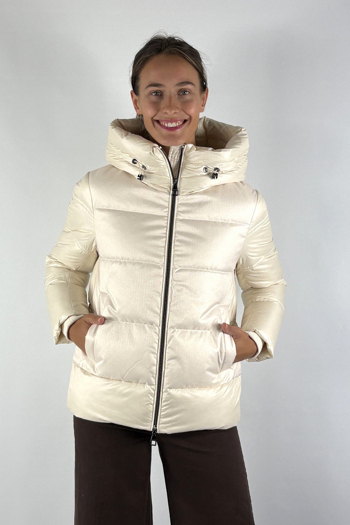 Helmur Praga dons anorak met kap en rits – Panna