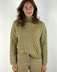 Hemisphere pullover met opstaande kraag en structuurbrei – Prairie Sand