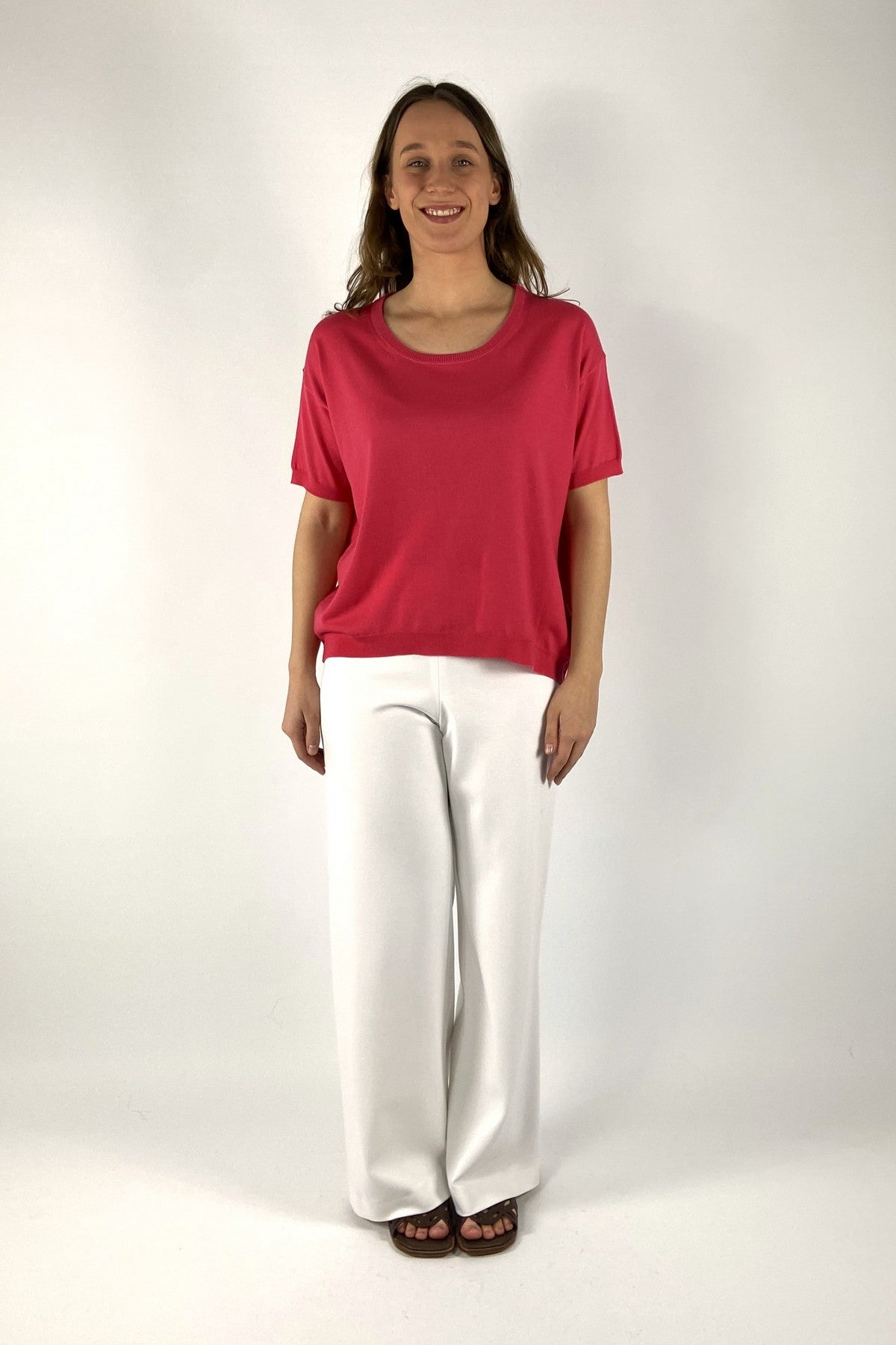 2614616-17-Hemisphere fijngebreid merinos truitje in kleur 4367 Azalea met korte mouwen.