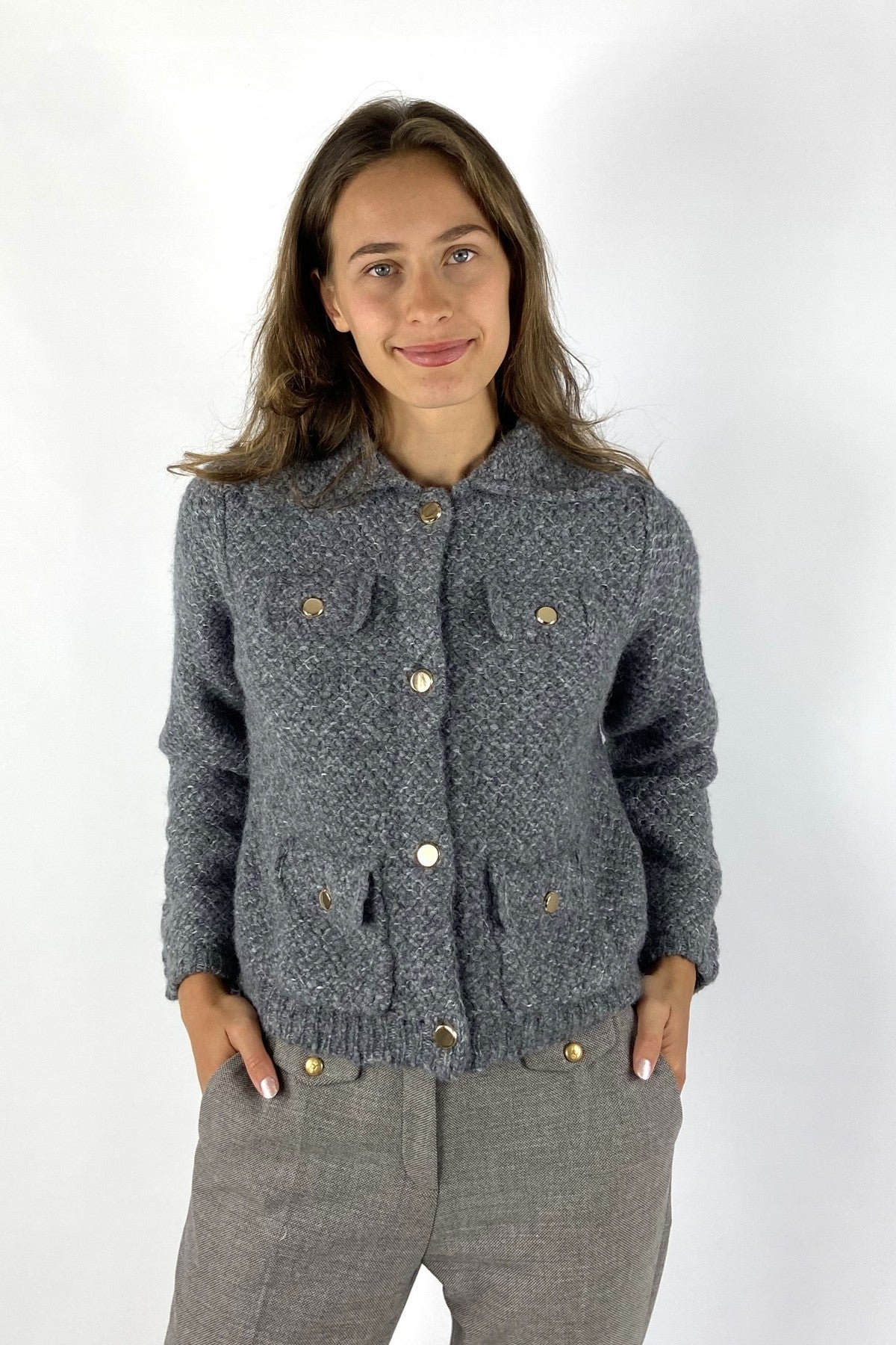 Anthracietkleurig uxueus kort vestje in alpaca mix.