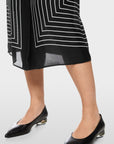 Marc Cain midi-jurk met grafisch patroon – Black and White