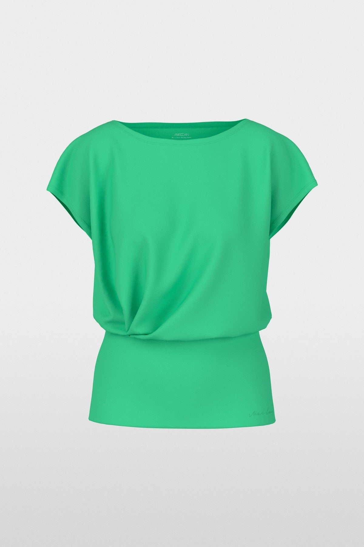 Marc Cain Collections shirt in bright jade groen met ronde hals en korte mouwen.
