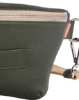 Marie Martens Coachella XL crossbody- en heuptas – Dark Green