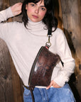 Marie Martens Coachella XL crossbody- en heuptas in Brown Pythonprint leer