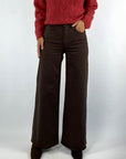 MOTHER The Undercover Sneak wide leg jeans in Chocolate met hoge taille en 'M'-borduring